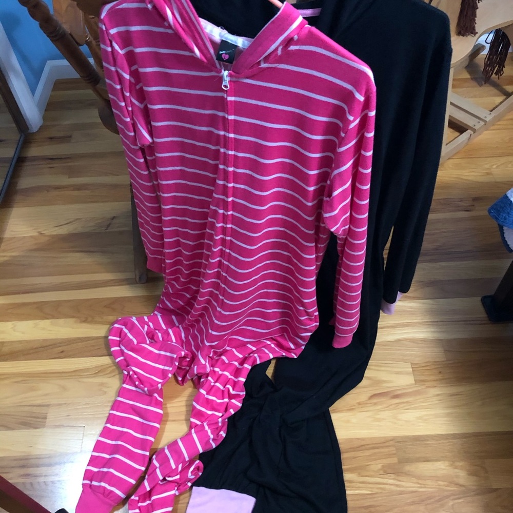 Body Candy one piece adult junior sleeper large